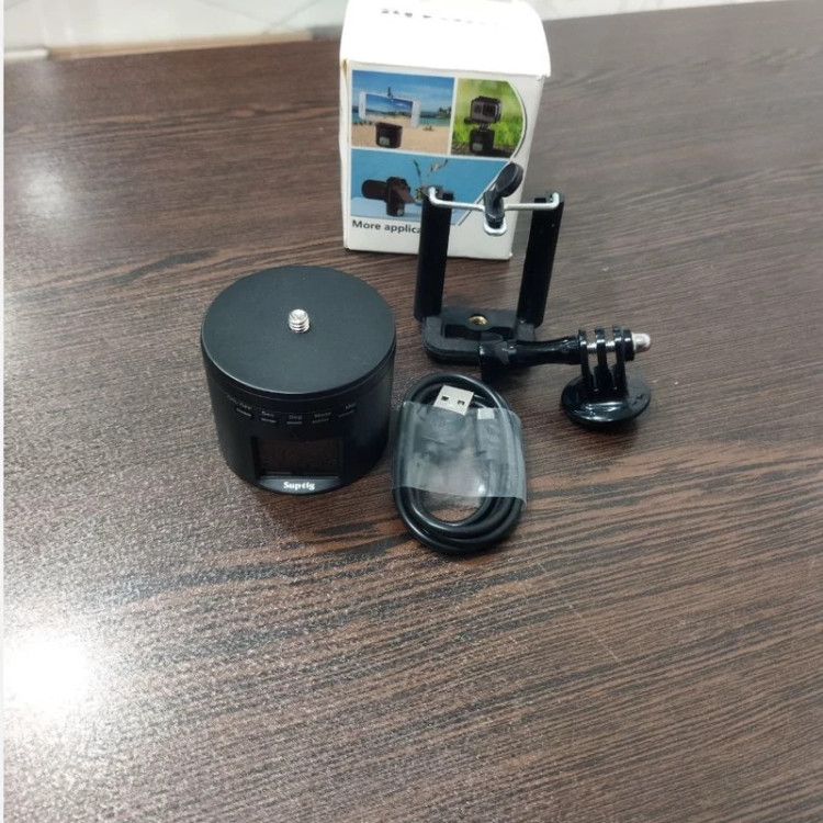 سه پایه دوربین و موبایل و لایت برای کنترل سوژه در 360 درجه