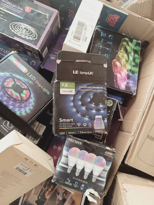 انواع ریسه های ال ای دی usb شارژی باتری خور و دوازده ولت